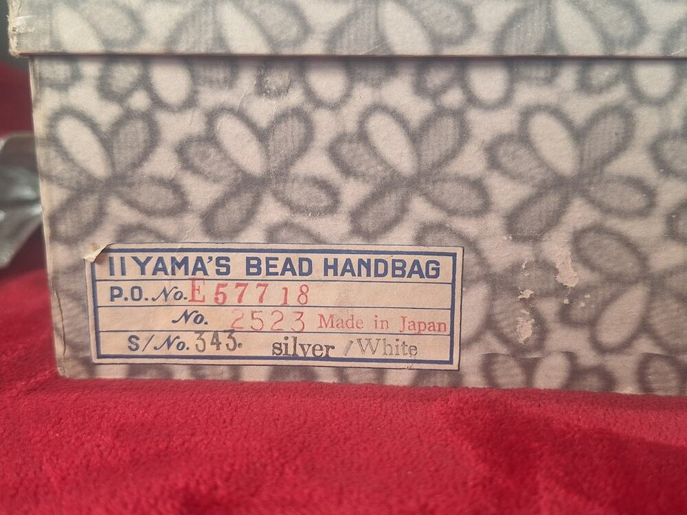 Vintage Iiyama Tokyo Beaded Evening Bag Box Gloves Japan Silver White Incredible